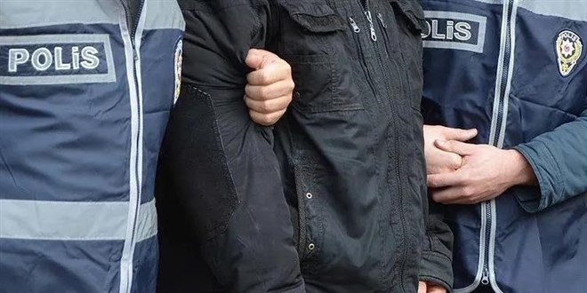 FETÖ üyeliğinden aranan karı koca Ankara'da yakalandı