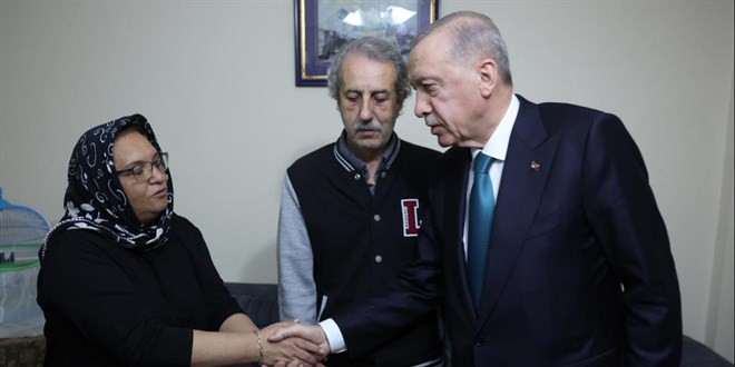 Erdoğan'dan AK Parti'li Önderoğlu'nun ailesine taziye ziyareti
