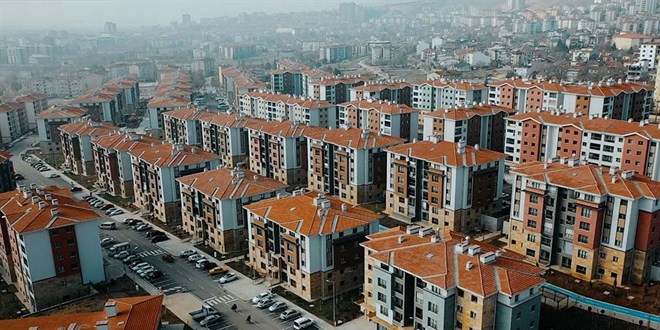 Konut fiyatları reel olarak yüzde 14,7 azaldı