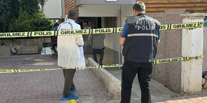 Antalya'da pompalı tüfekle vurulan 1'i çocuk 2 kişi yaralandı