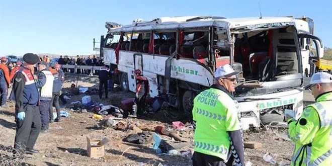 Aksaray'da 6 kişinin öldüğü tur otobüsü kazasında şoför tutuklandı
