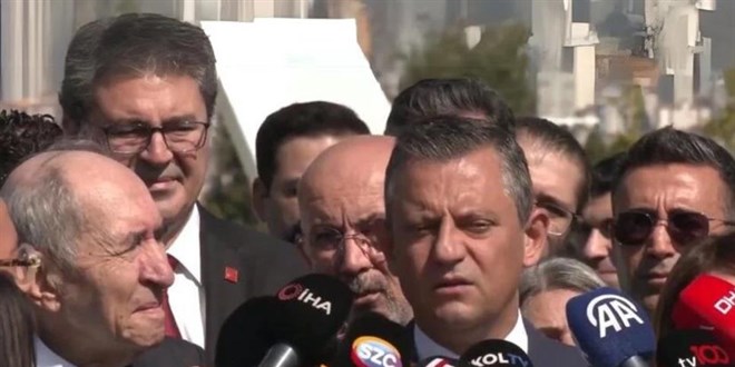 Özgür Özel'den Demirtaş'a ziyaret: Bana bir çağrı metni ulaştırdı