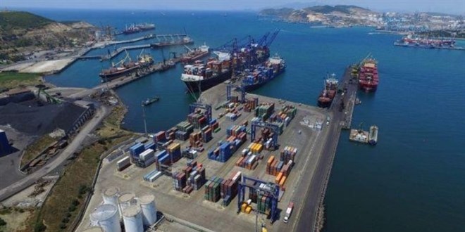 Aliağa Limanına yönelik rüşvet operasyonunda 32 kişi yakalandı