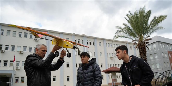 Atakum Mesleki ve Teknik Lisesi, 17 ülkenin katıldığı yarışmada 2. oldu