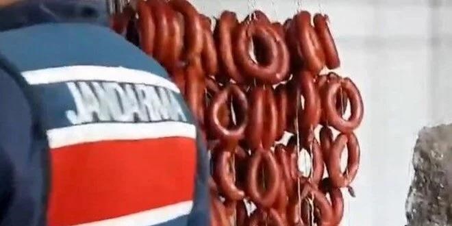 Gıda sahtekarlarına operasyon: 75 TL'ye sucuk yapan şahıs yakalandı