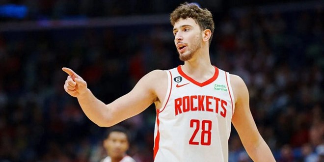 NBA'de Alperen Şengün rüzgarı dinmiyor : double-double yaptı