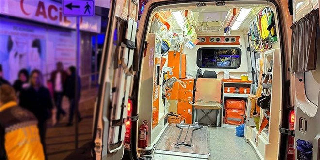 Baza ile karyola arasına sıkışan 7 aylık bebek öldü