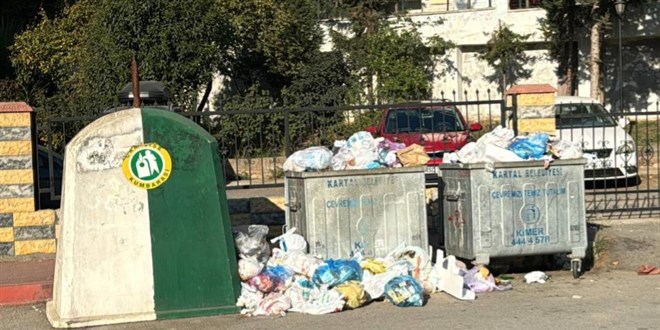 İstanbul'da çöp dağları oluştu