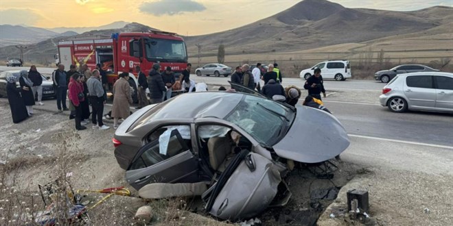 Erzurum'da otomobil su kanalına çarptı: 3 ölü, 2 yaralı