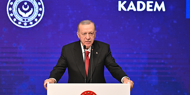Erdoğan: Hayatın tüm alanlarında kadınlar arasındaki ayrıma son verdik