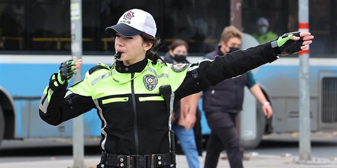 Başkentte yarın bazı yollar araç trafiğine kapatılacak