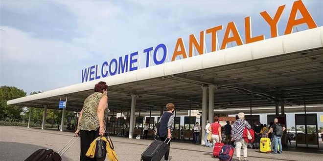 Antalya Havalimanı ekimde 4 milyon 714 bin yolcuya hizmet verdi