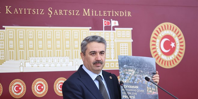 AK Parti'li Alkayış: Depremin izlerini silmek için çalışmalar devam ediyor