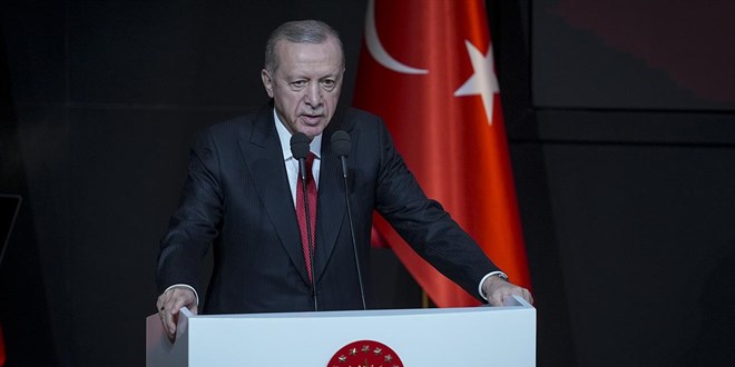Cumhurbaşkanı Erdoğan'dan Sezai Karakoç mesajı