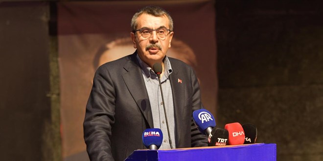 Bakan Tekin: '90'lı yıllara göre 3 katı okul yaptık'