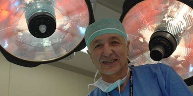 Karaciğer nakli yapan ilk Türk doktor hayatını kaybetti