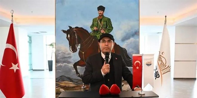 CHP'li Belediye Başkanını eleştirdi görevinden ihraç edildi