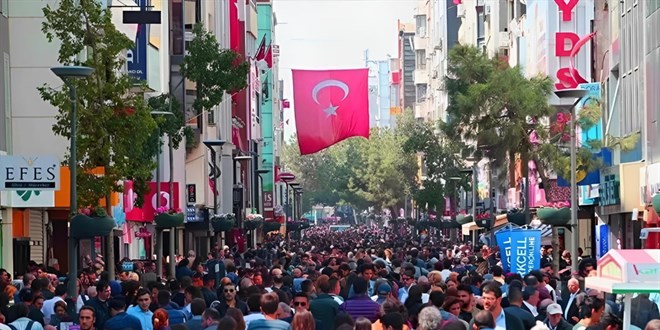 İngilizce yeterlilikte sınıfta kaldık!