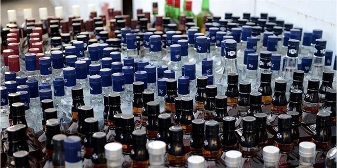 Aydın'da sahte alkol operasyonunda 3 kişi gözaltına alındı