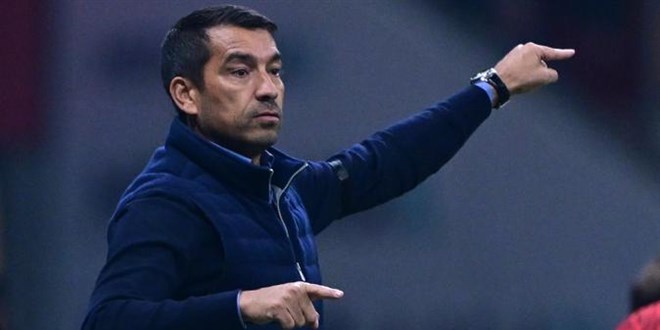 Beşiktaş'ta Giovanni van Bronckhorst dönemi sona erdi