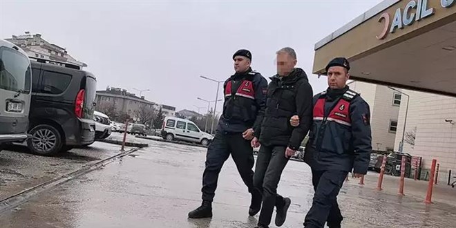 FETÖ hükümlüsü ihraç üsteğmen evinde yakalandı