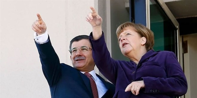 Davutoğlu'ndan 'mülteci' çıkışı: Beni ilgilendirmiyor