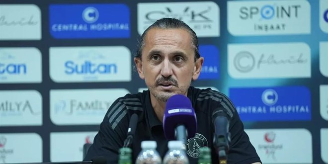 Ümraniyespor'da Tuncay Şanlı ile yollar ayrıldı