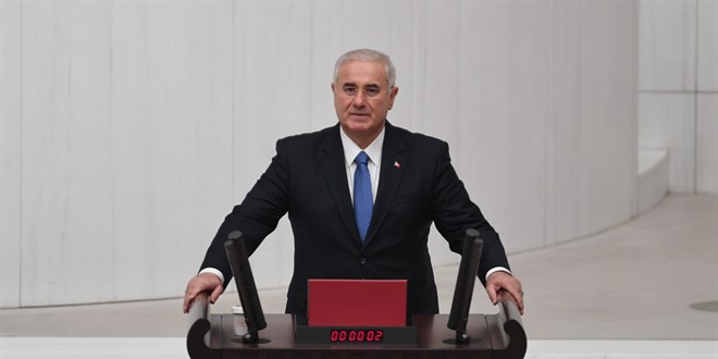Mehmet Akarca Kamu Başdenetçisi olarak yemin etti