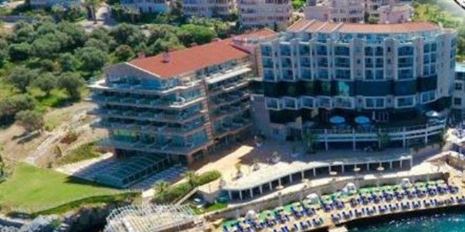 İlk kafile geldi: Emekliye 5 yıldızlı tatil fırsatı