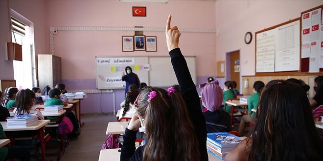 Fen ve matematikte üst ve ileri yeterlikteki öğrenci oranları arttı