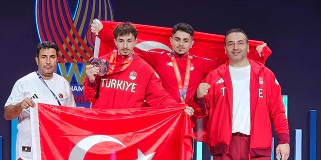 Dünya Halter Şampiyonası'nda milli sporcular, 3 madalya kazandı