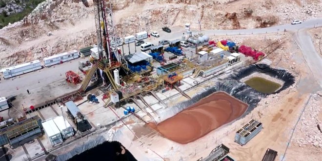 Kasımda ham petrol üretiminde rekor kırıldı