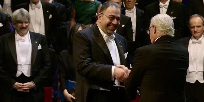 Daron Acemoğlu Nobel ödülünü aldı