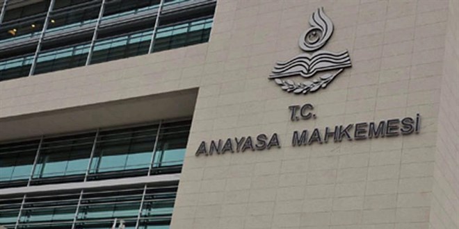 AYM'den Karar: İki partinin sorumluları için suç duyurusu