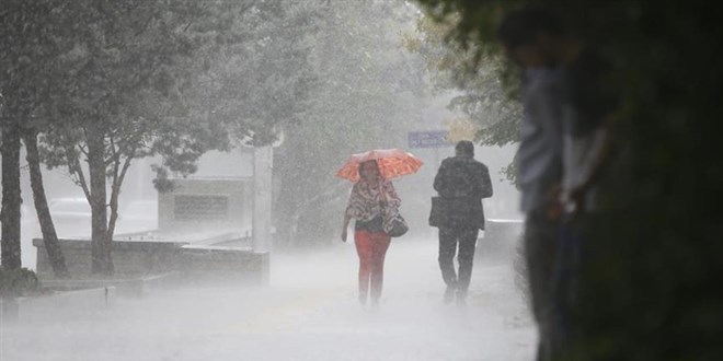 AKOM'dan İstanbul için kuvvetli sağanak uyarısı