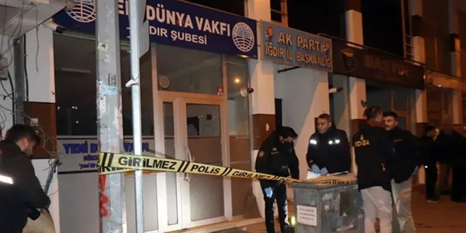 AK Parti Iğdır İl Başkanlığına molotofkokteyli ile saldırı