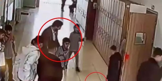 Okul müdürü öğrencinin hayatını Heimlich manevrasıyla kurtardı