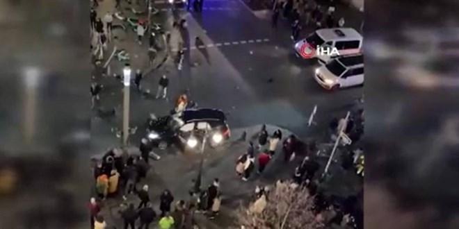 Almanya'da Noel pazarına araçla saldırı: 1 ölü, 80 yaralı