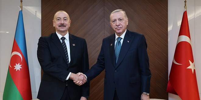 Erdoğan, Aliyev ile görüştü
