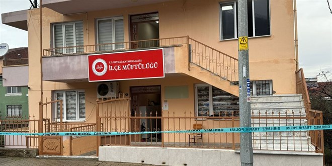 Silahlı saldırıya uğrayan memur hayatını kaybetti