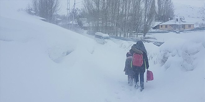 1 ilde taşımalı eğitime bir gün ara verildi