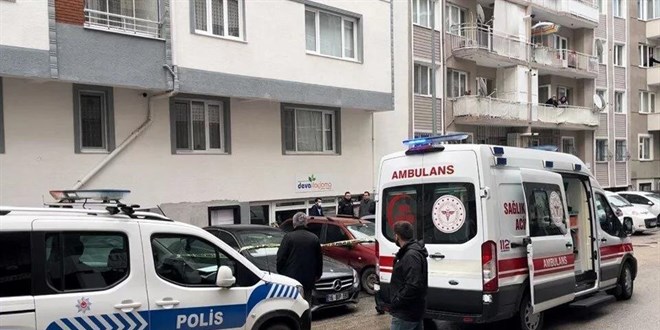 Temizlik yaparken aşağı düşen kadın hayatını kaybetti