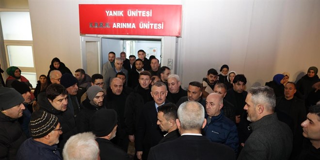 Vali Aktaş, doğal gaz patlamasında yaralananları ziyaret etti