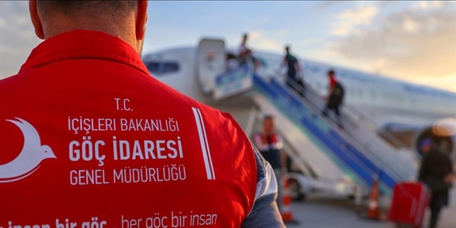 Göç İdaresi: 140 binden fazla düzensiz göçmen sınır dışı edildi