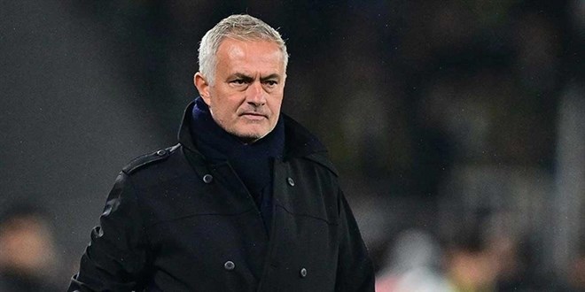 Mourinho: Galatasaray ile 8 puanlık fark kapatılabilir