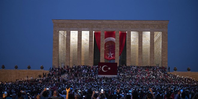 Anıtkabir'e rekor ziyaret