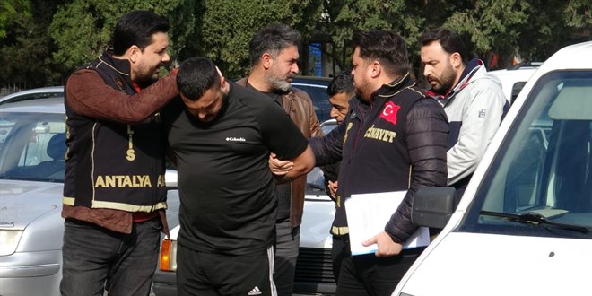 Hasarlı kaza sonrası çıkan kavga ölümle bitmişti: 4 zanlı tutuklandı