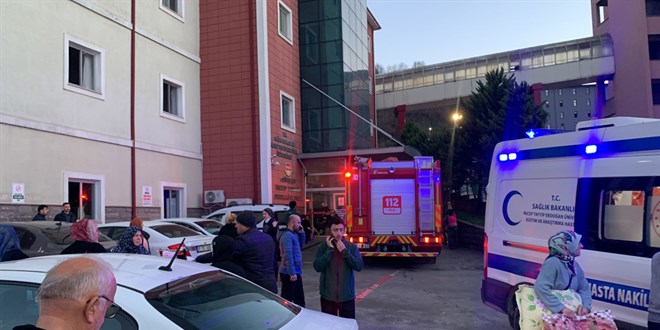 Onkoloji binasında yangın: 18 hasta tahliye edildi