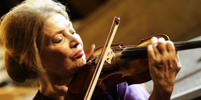 Dünyaca ünlü keman sanatçısı Ayla Erduran hayatını kaybetti
