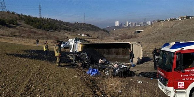 Ankara'da feci kaza: 3 belediye personeli yaşamını yitirdi